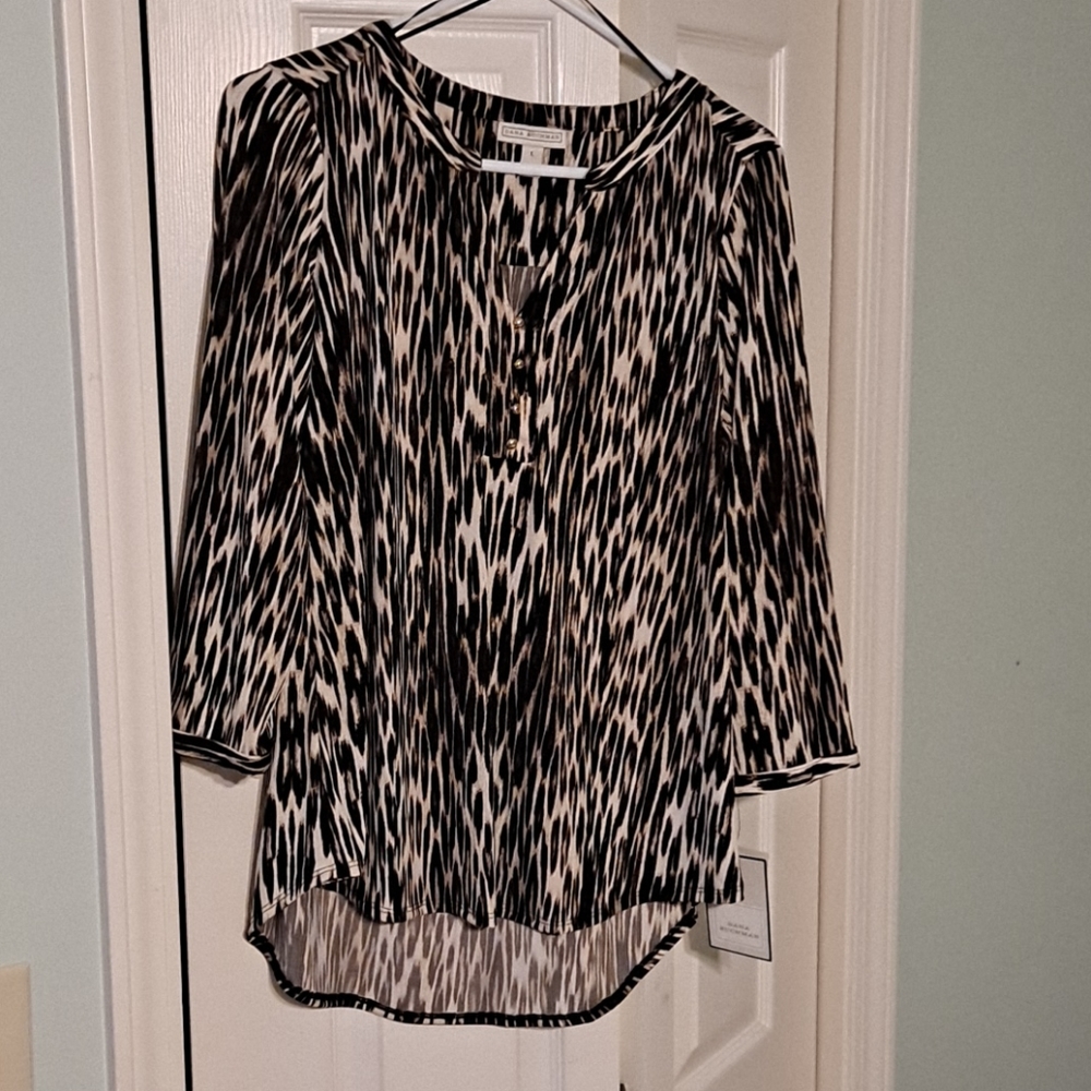 Dana Buchman ladies top